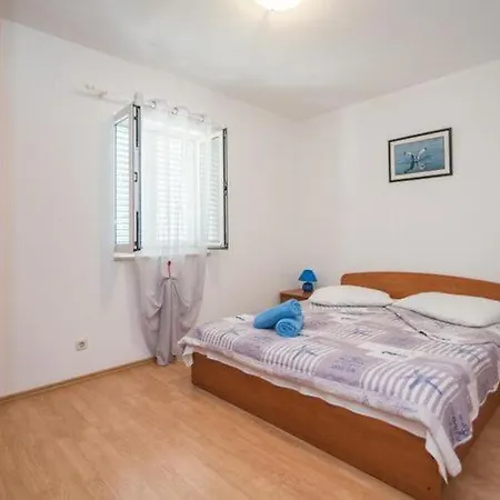 Batinic - One Bedroom With Terrace St *