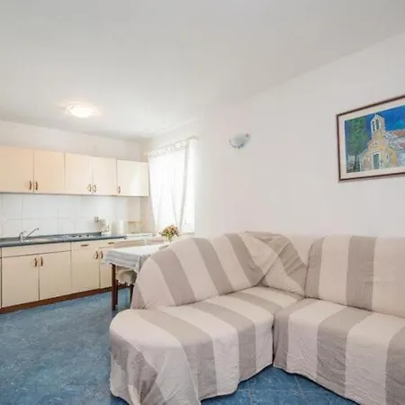 Apartament Batinic - One Bedroom With Terrace St