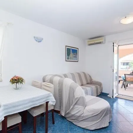 Apartament Batinic - One Bedroom With Terrace St *